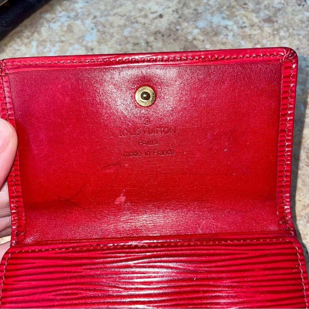 Louis Vuitton | Red Epi Leather Tri Fold Elise Wallet - Picture 6 of 10
